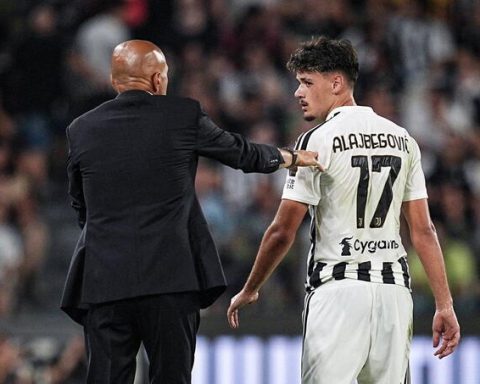 Alajbegović spreman preuzeti glavnu ulogu, Spalletti ima plan za njega