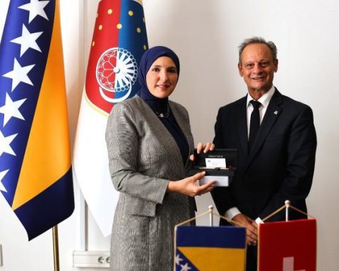 Švicarska delegacija u Sarajevu: razgovori o praktičnoj nastavi i povezivanju škola s privredom